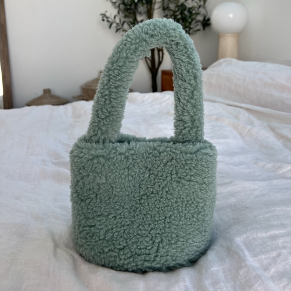 Sun Peony Coconut Sherpa mini bag